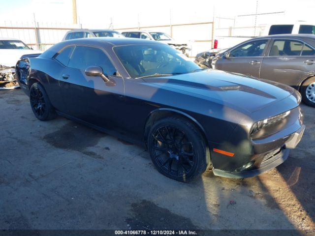  Salvage Dodge Challenger