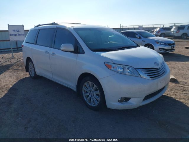  Salvage Toyota Sienna