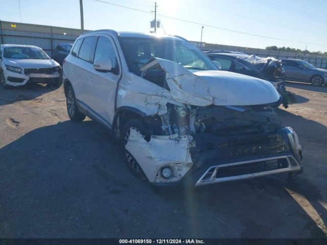  Salvage Mitsubishi Outlander