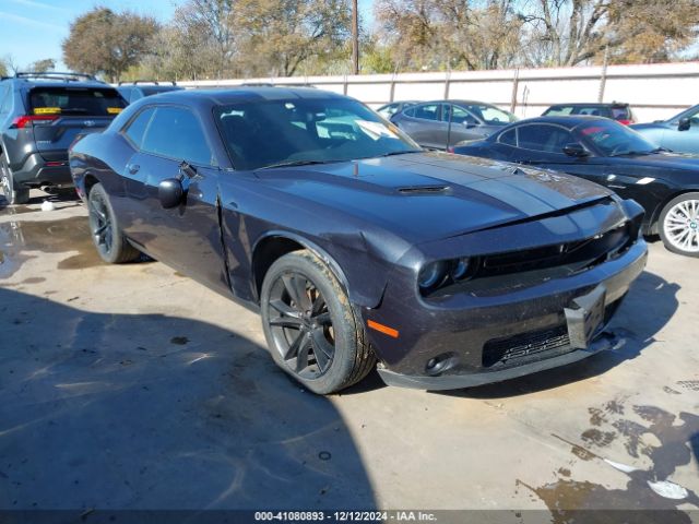  Salvage Dodge Challenger