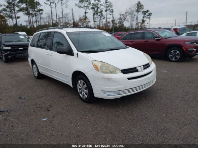  Salvage Toyota Sienna