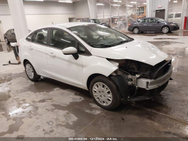  Salvage Ford Fiesta