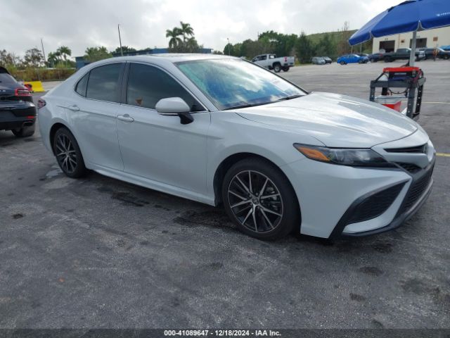  Salvage Toyota Camry