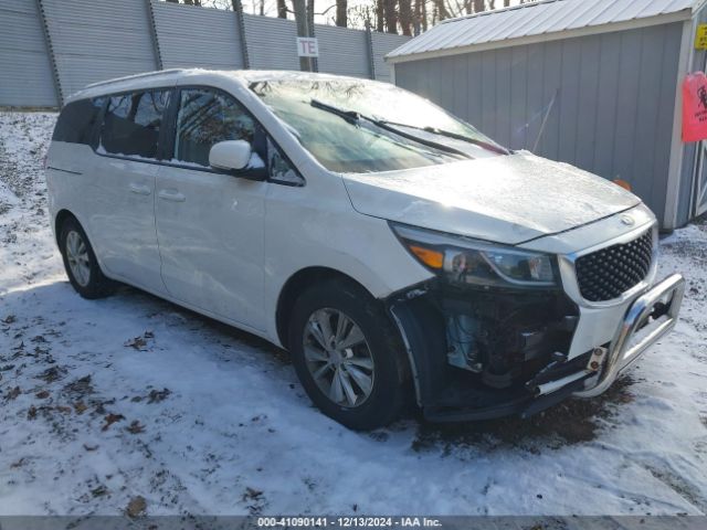  Salvage Kia Sedona