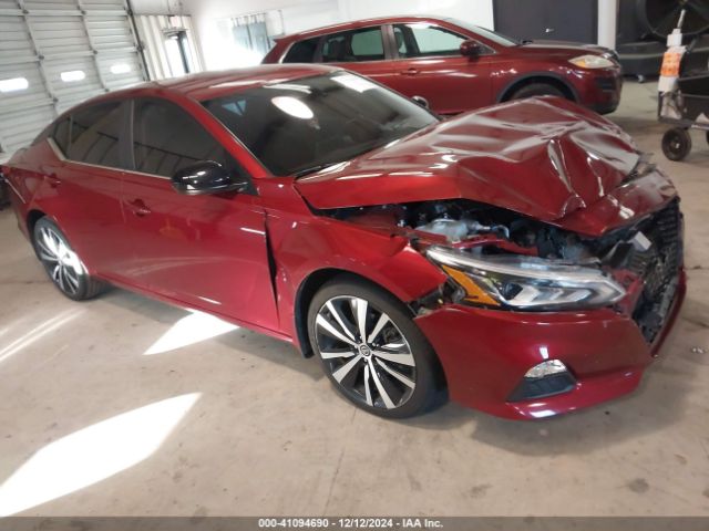  Salvage Nissan Altima