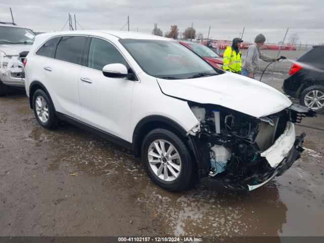  Salvage Kia Sorento