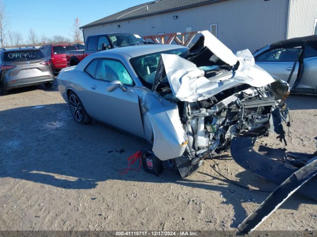  Salvage Dodge Challenger