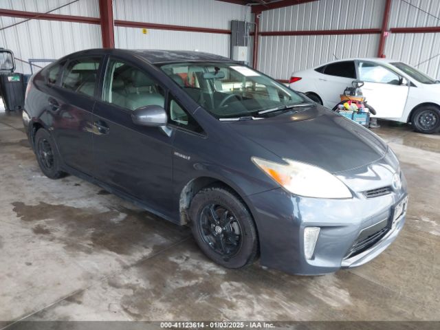  Salvage Toyota Prius