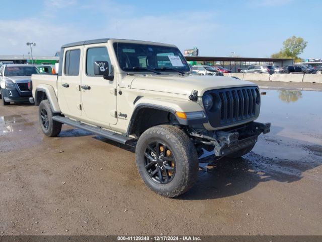  Salvage Jeep Gladiator