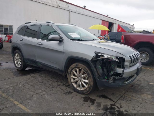  Salvage Jeep Cherokee