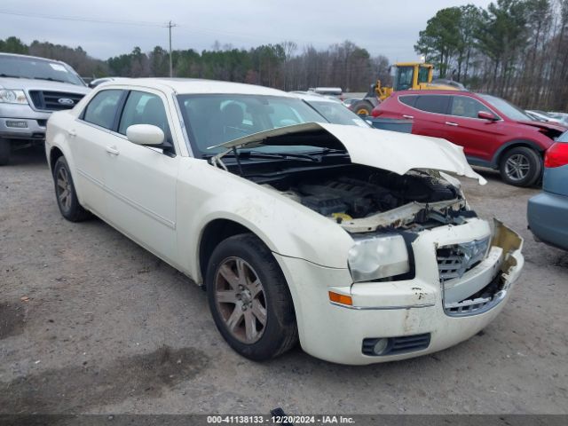  Salvage Chrysler 300