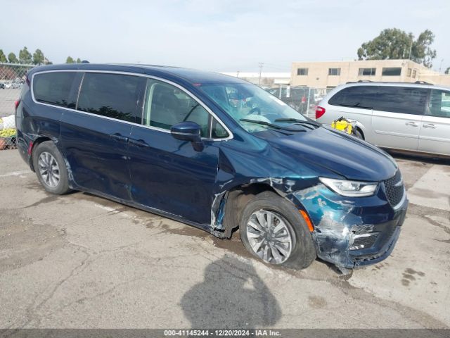  Salvage Chrysler Pacifica