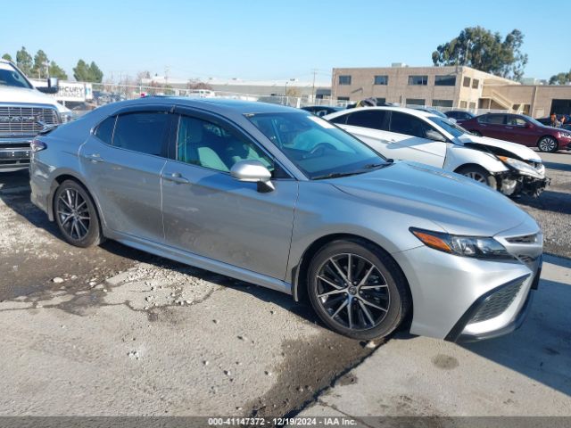  Salvage Toyota Camry