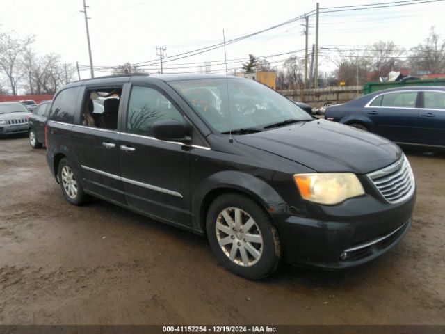  Salvage Chrysler Town & Country