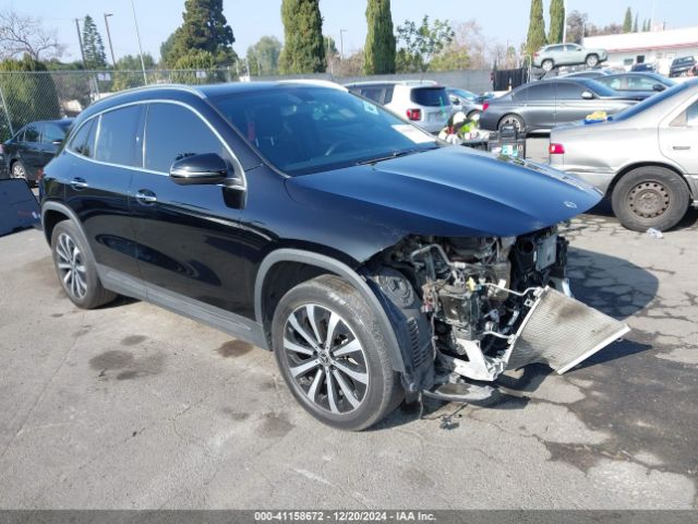  Salvage Mercedes-Benz GLA