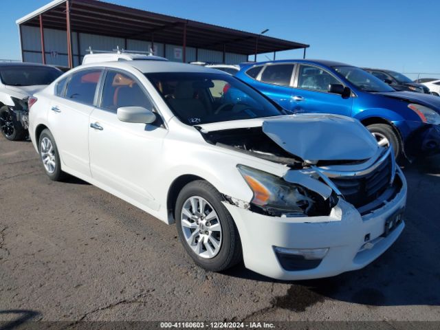  Salvage Nissan Altima