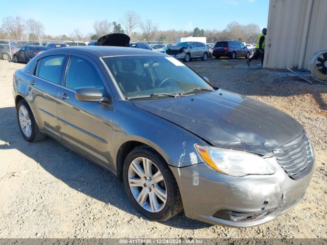  Salvage Chrysler 200