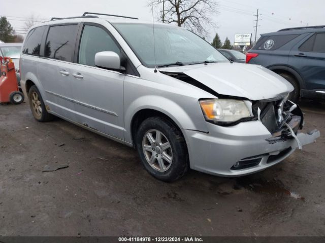  Salvage Chrysler Town & Country