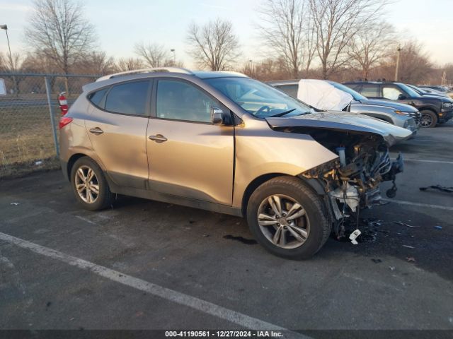  Salvage Hyundai TUCSON