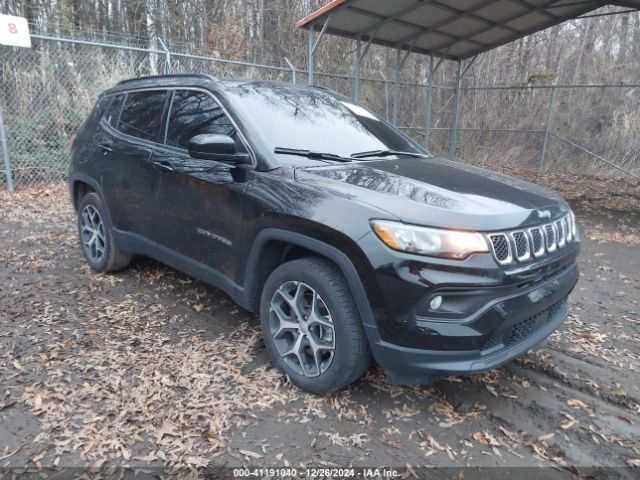  Salvage Jeep Compass