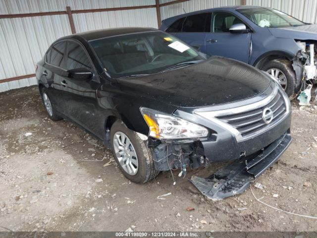  Salvage Nissan Altima