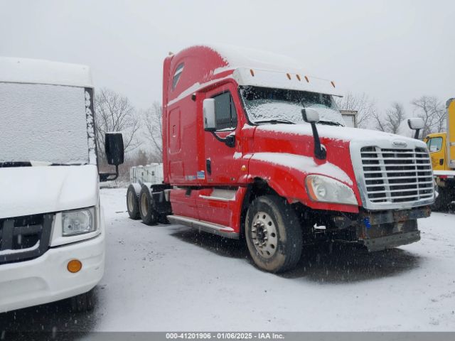  Salvage Freightliner Cascadia 125