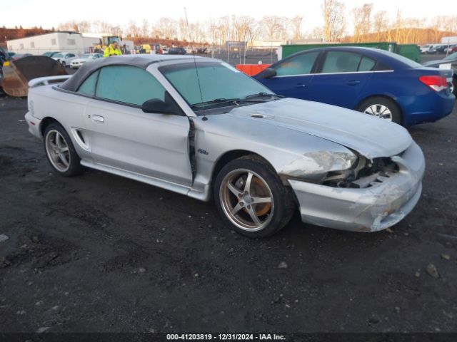  Salvage Ford Mustang