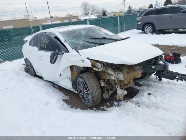  Salvage Kia Forte