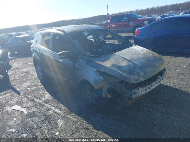  Salvage Ford Escape