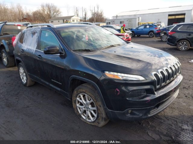  Salvage Jeep Cherokee