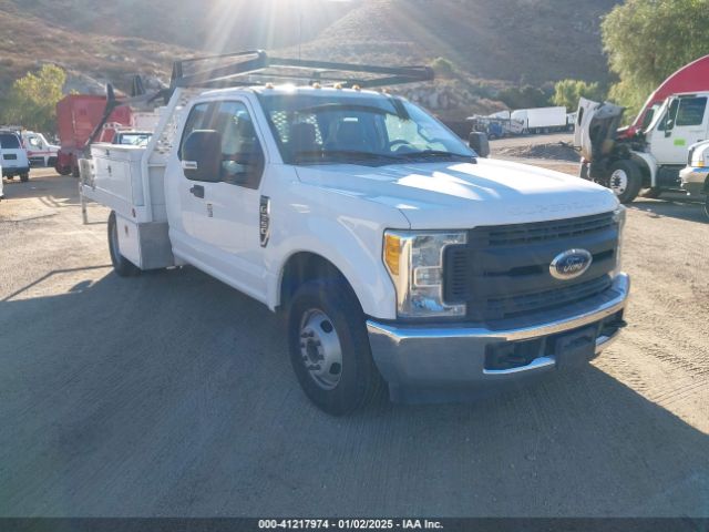  Salvage Ford F-350