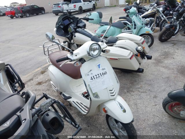  Salvage Vespa Sprint