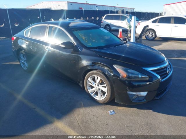  Salvage Nissan Altima