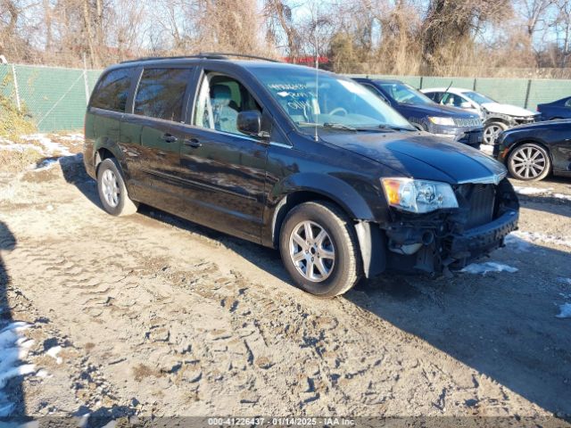  Salvage Chrysler Town & Country