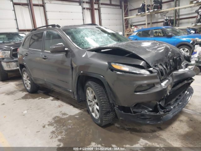  Salvage Jeep Cherokee