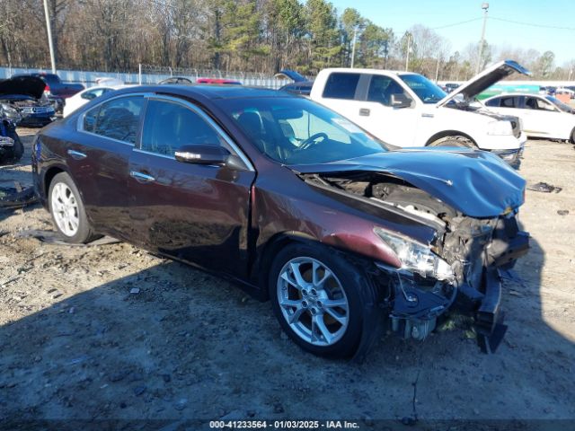  Salvage Nissan Maxima