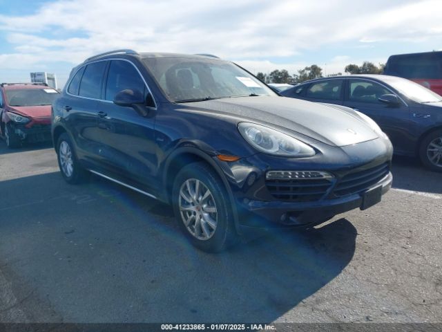  Salvage Porsche Cayenne