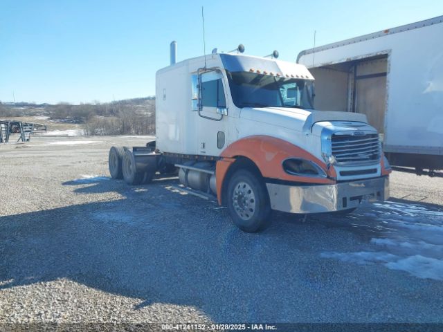  Salvage Freightliner Columbia