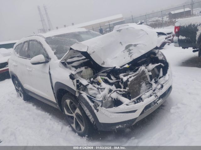  Salvage Hyundai TUCSON