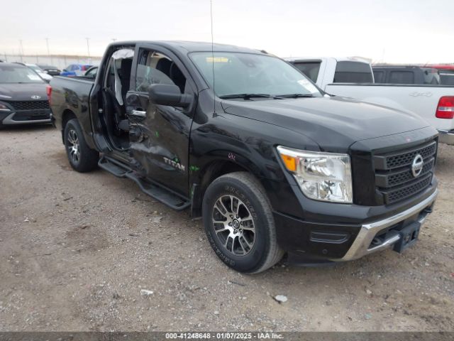  Salvage Nissan Titan