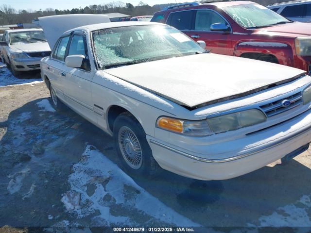  Salvage Ford Crown Victoria