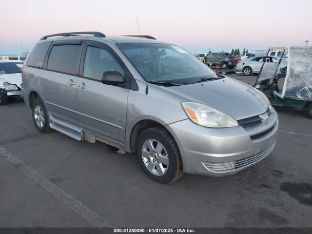  Salvage Toyota Sienna