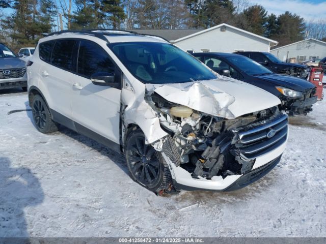  Salvage Ford Escape