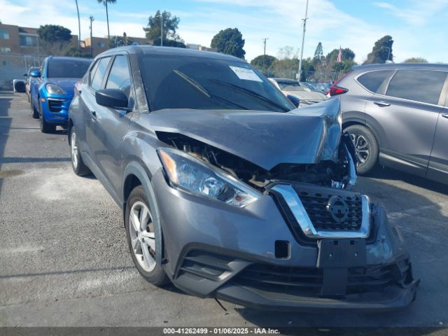  Salvage Nissan Kicks