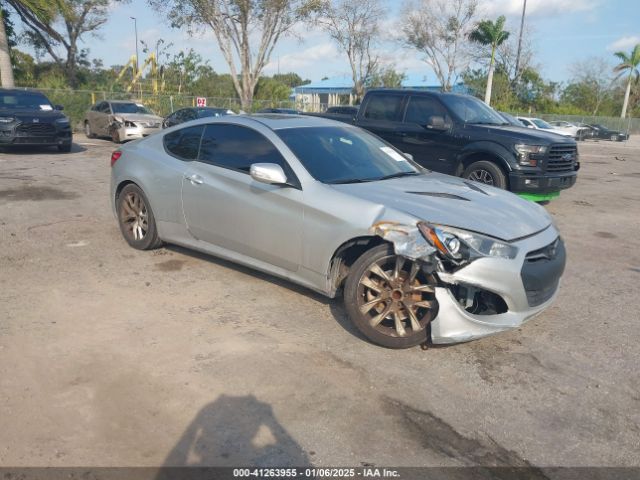  Salvage Hyundai Genesis