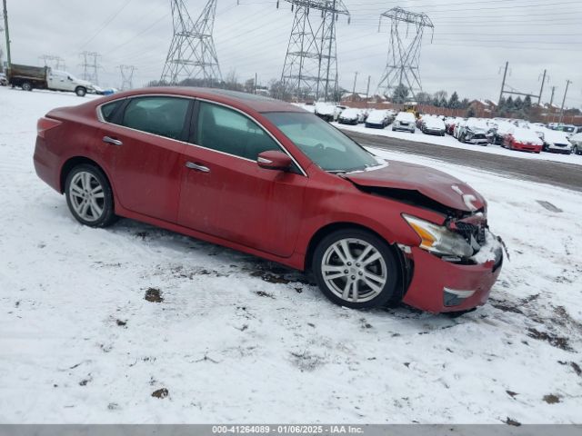  Salvage Nissan Altima