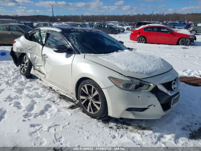  Salvage Nissan Maxima