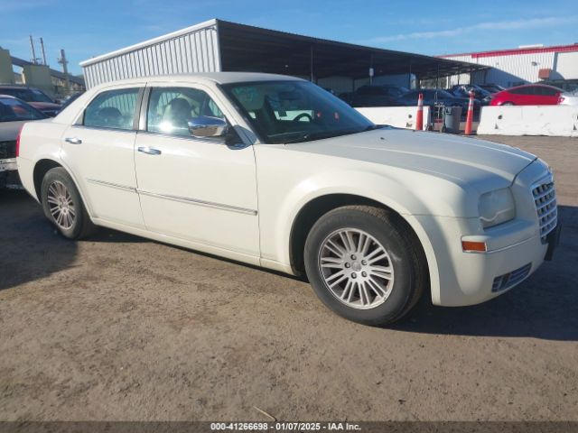  Salvage Chrysler 300