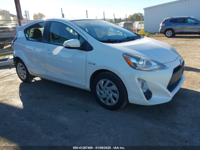  Salvage Toyota Prius c