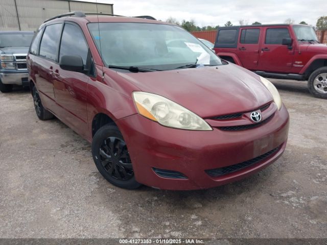  Salvage Toyota Sienna